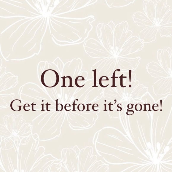 ✨Gold Chain Layered Bracelets (Boutique) - Picture 2 of 7